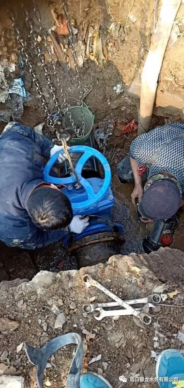 打造高效抢修步队 保证都会宁静供水